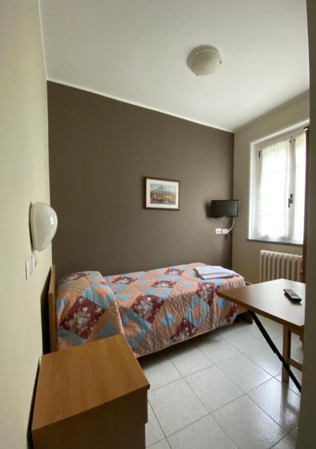 Albergo Del Mera-Ristorante Da Lui Sorico Bagian luar foto