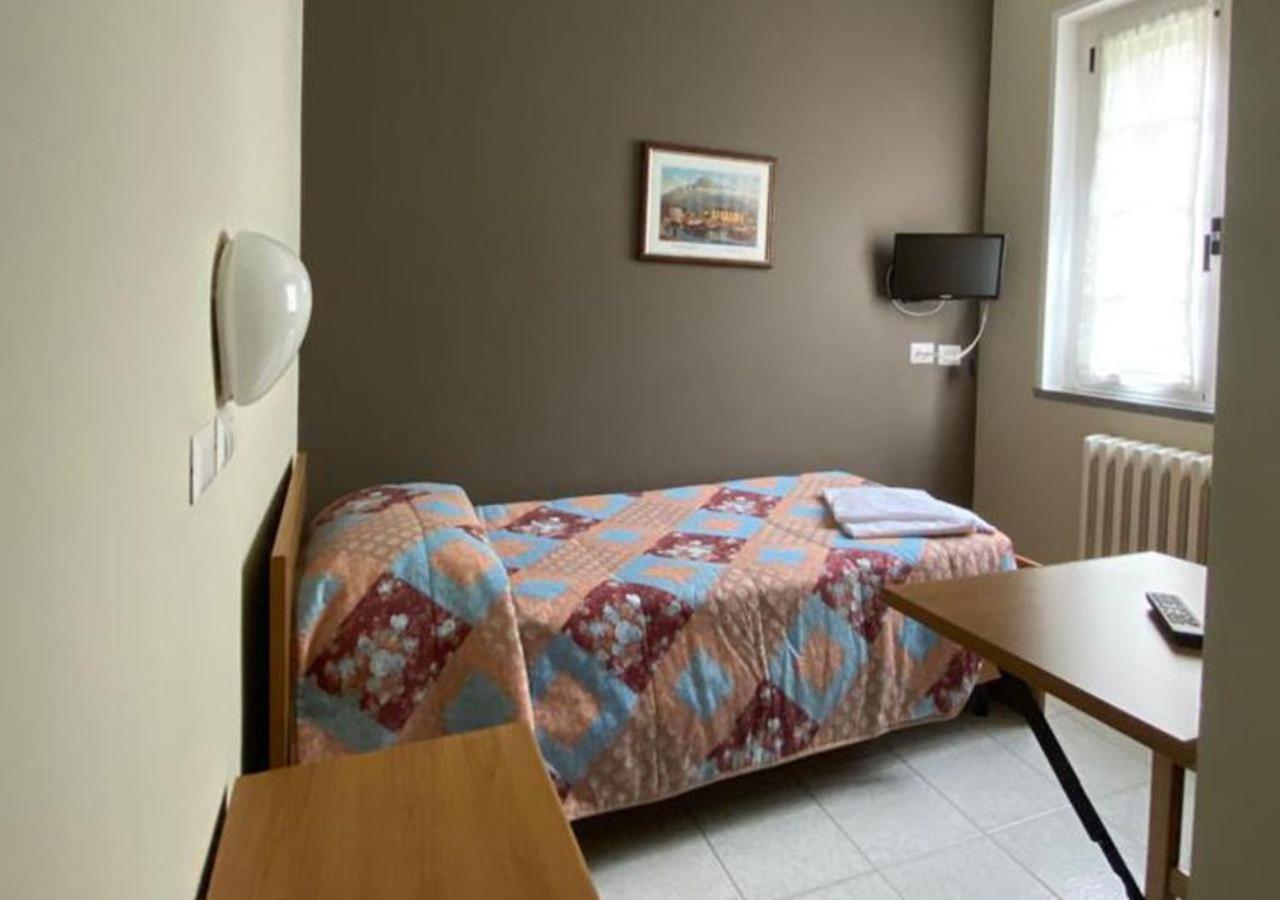 Albergo Del Mera-Ristorante Da Lui Sorico Bagian luar foto