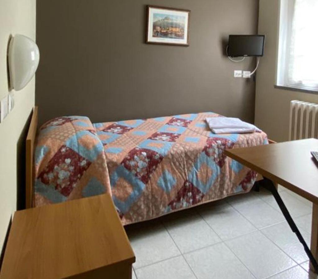 Albergo Del Mera-Ristorante Da Lui Sorico Bagian luar foto